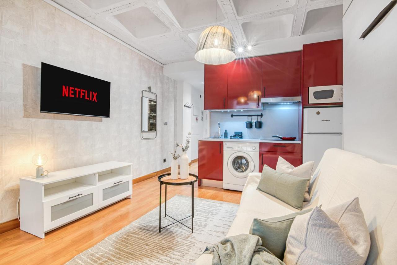 Cozy Penthouse, 20 Min To Downtown, Alcala Norte Madrid Bagian luar foto